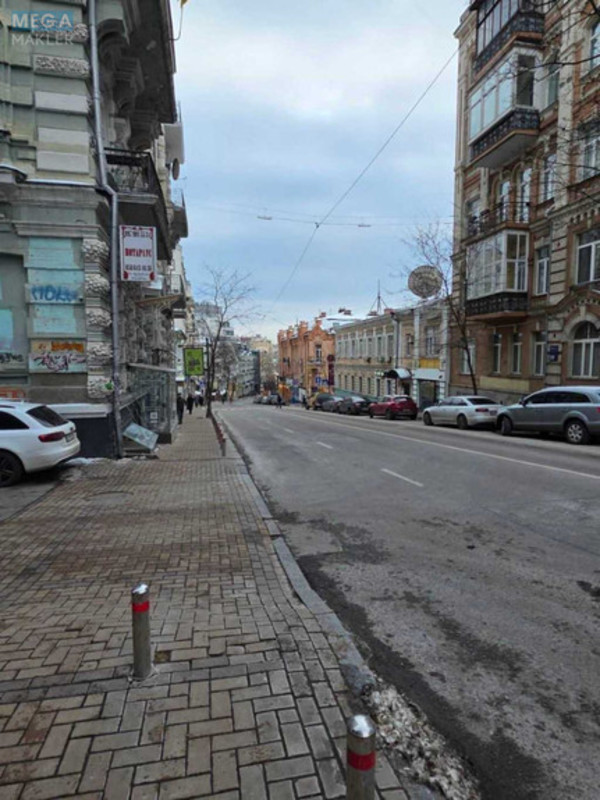 Оренда комерційної нерухомості, 70&nbsp;кв.м, под магазин, <a class="location-link" href="/kiev/" title="Недвижимость Київ">Київ</a>, <a class="location-link" href="/kiev/pecherskij/" title="Недвижимость Печерський район">Печерський р-н</a>, Михайловская ул., 19 (изображение 3)