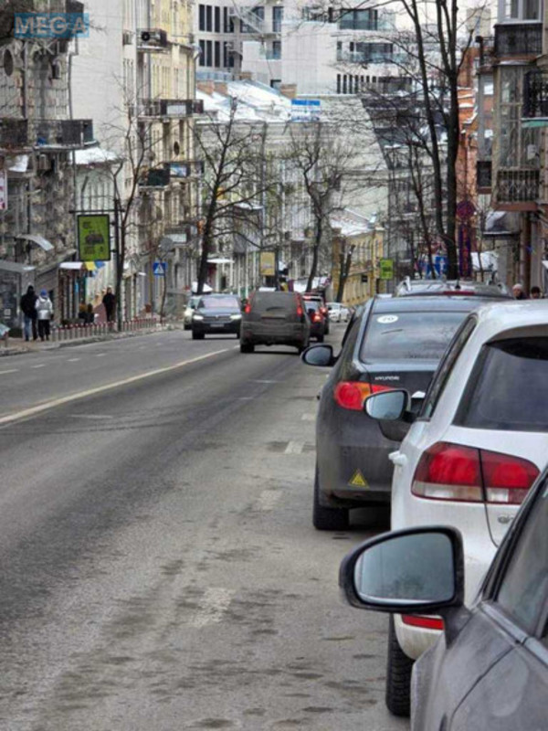 Оренда комерційної нерухомості, 70&nbsp;кв.м, под магазин, <a class="location-link" href="/kiev/" title="Недвижимость Київ">Київ</a>, <a class="location-link" href="/kiev/pecherskij/" title="Недвижимость Печерський район">Печерський р-н</a>, Михайловская ул., 19 (изображение 7)