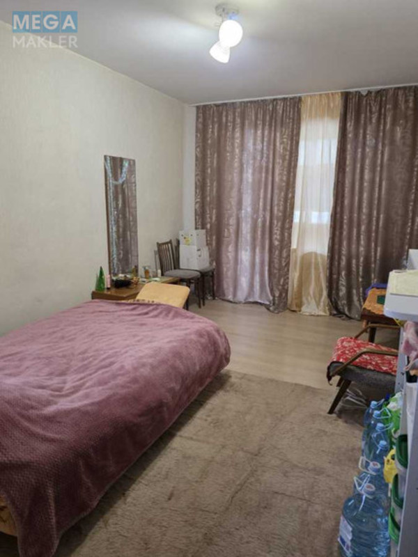 Продаж 3 кімнатної квартири (68/49/7), 1 пов. 9 пов. будинку, <a class="location-link" href="/kiev/" title="Недвижимость Київ">Київ</a>, <a class="location-link" href="/kiev/obolonskij/" title="Недвижимость Оболонський район">Оболонський р-н</a>, Озерная ул., 10 (изображение 13)