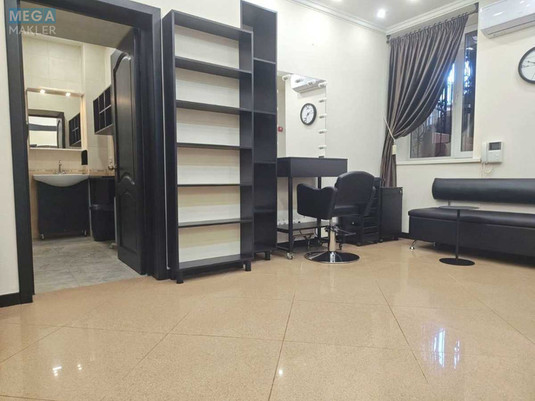 Оренда комерційної нерухомості, 46&nbsp;кв.м, <a class="location-link" href="/kiev/" title="Недвижимость Київ">Київ</a>, <a class="location-link" href="/kiev/pecherskij/" title="Недвижимость Печерський район">Печерський р-н</a>, Михайла Бойчука вул., 1А (изображение 5)