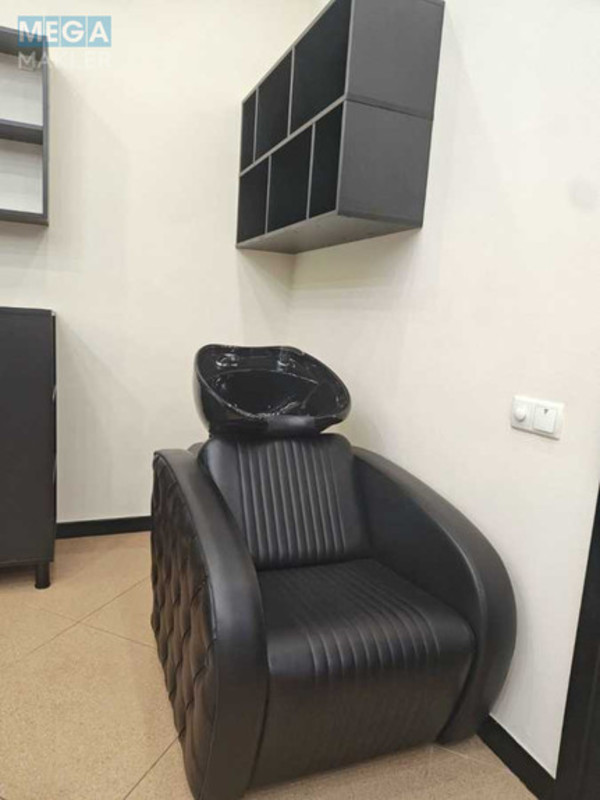 Оренда комерційної нерухомості, 46&nbsp;кв.м, <a class="location-link" href="/kiev/" title="Недвижимость Київ">Київ</a>, <a class="location-link" href="/kiev/pecherskij/" title="Недвижимость Печерський район">Печерський р-н</a>, Михайла Бойчука вул., 1А (изображение 7)