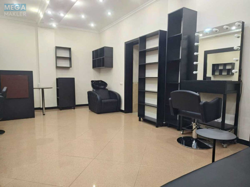 Оренда комерційної нерухомості, 46&nbsp;кв.м, <a class="location-link" href="/kiev/" title="Недвижимость Київ">Київ</a>, <a class="location-link" href="/kiev/pecherskij/" title="Недвижимость Печерський район">Печерський р-н</a>, Михайла Бойчука вул., 1А (изображение 9)