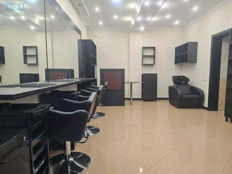 Оренда комерційної нерухомості, 46&nbsp;кв.м, <a class="location-link" href="/kiev/" title="Недвижимость Київ">Київ</a>, <a class="location-link" href="/kiev/pecherskij/" title="Недвижимость Печерський район">Печерський р-н</a>, Михайла Бойчука вул., 1А (изображение 11)