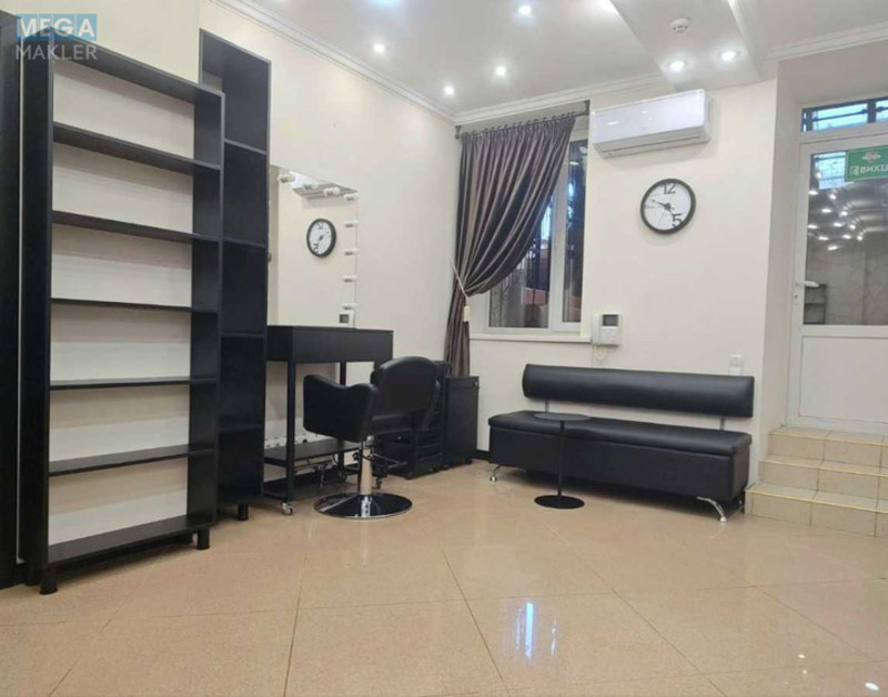 Оренда комерційної нерухомості, 46&nbsp;кв.м, <a class="location-link" href="/kiev/" title="Недвижимость Київ">Київ</a>, <a class="location-link" href="/kiev/pecherskij/" title="Недвижимость Печерський район">Печерський р-н</a>, Михайла Бойчука вул., 1А (изображение 20)