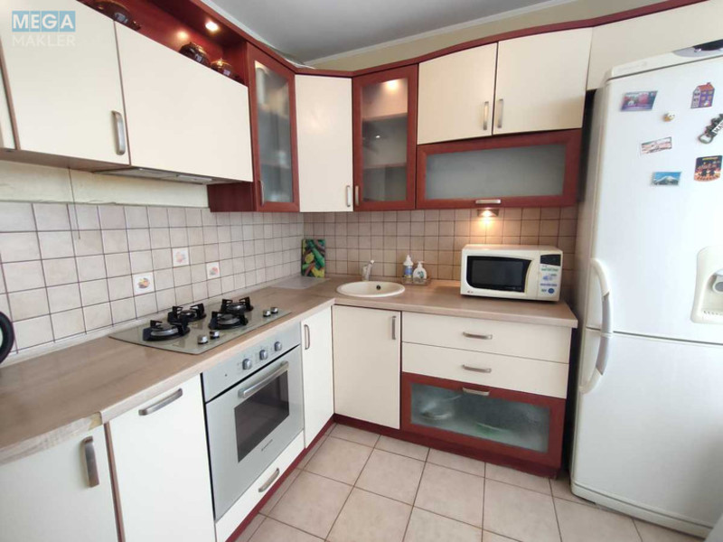 Оренда 3 кімнатної квартири, <a class="location-link" href="/kiev/" title="Недвижимость Київ">Київ</a>, <a class="location-link" href="/kiev/svyatoshinskij/" title="Недвижимость Святошинський район">Святошинський р-н</a>, Леся Курбаса просп., 5Б (изображение 3)