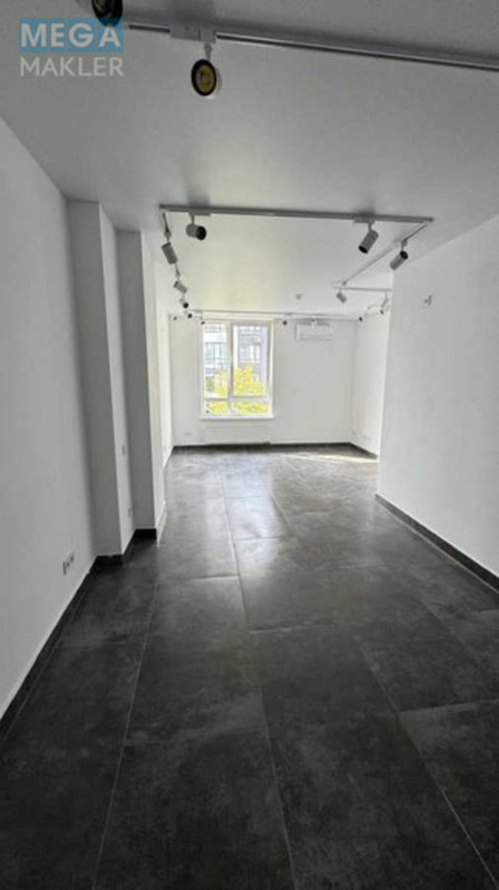 Оренда комерційної нерухомості, 52&nbsp;кв.м, под офис, <a class="location-link" href="/kiev/" title="Недвижимость Київ">Київ</a>, <a class="location-link" href="/kiev/shevchenkovskij/" title="Недвижимость Шевченківський район">Шевченківський р-н</a>, Салютна вул., 2 (изображение 15)