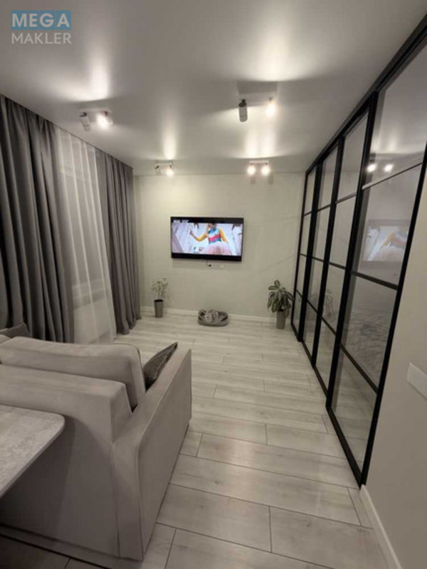 Продаж 1 кімнатної квартири (37/?/9), 6 пов. 6 пов. будинку, <a class="location-link" href="/kiev/" title="Недвижимость Київ">Київ</a>, <a class="location-link" href="/kiev/svyatoshinskij/" title="Недвижимость Святошинський район">Святошинський р-н</a>, Стеценко ул., 75 (изображение 3)