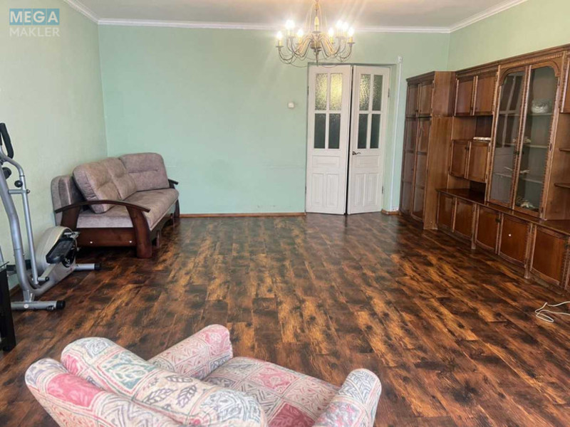 Оренда 2 кімнатної квартири, <a class="location-link" href="/kiev/" title="Недвижимость Київ">Київ</a>, <a class="location-link" href="/kiev/pecherskij/" title="Недвижимость Печерський район">Печерський р-н</a>, Старонаводницкая ул., 4 (изображение 3)