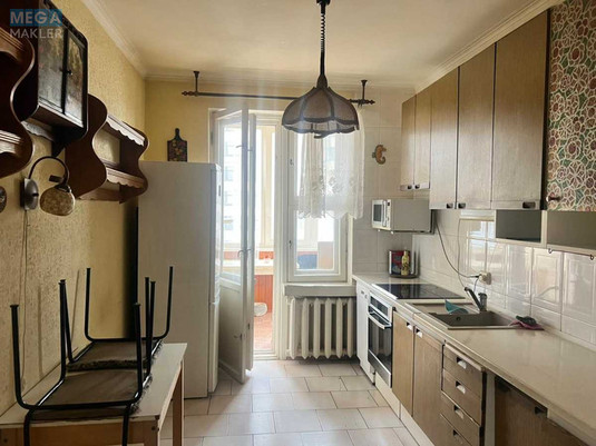 Оренда 2 кімнатної квартири, <a class="location-link" href="/kiev/" title="Недвижимость Київ">Київ</a>, <a class="location-link" href="/kiev/pecherskij/" title="Недвижимость Печерський район">Печерський р-н</a>, Старонаводницкая ул., 4 (изображение 9)