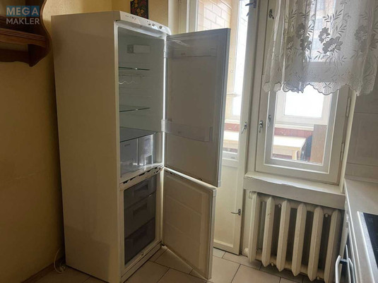 Оренда 2 кімнатної квартири, <a class="location-link" href="/kiev/" title="Недвижимость Київ">Київ</a>, <a class="location-link" href="/kiev/pecherskij/" title="Недвижимость Печерський район">Печерський р-н</a>, Старонаводницкая ул., 4 (изображение 12)