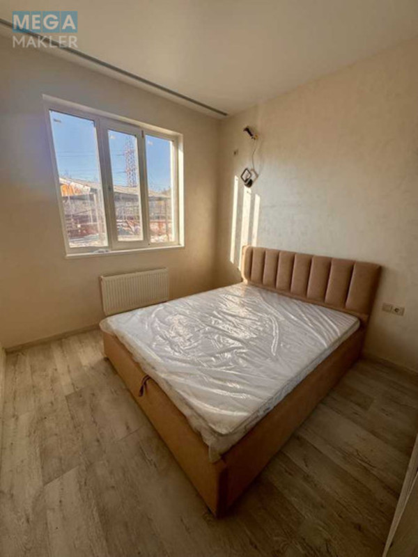 Продаж 1 кімнатної квартири (43/15/20), 1 пов. 9 пов. будинку, <a class="location-link" href="/kiev/" title="Недвижимость Київ">Київ</a>, <a class="location-link" href="/kiev/shevchenkovskij/" title="Недвижимость Шевченківський район">Шевченківський р-н</a>, Жамбила Жабаева ул., 22 (изображение 3)