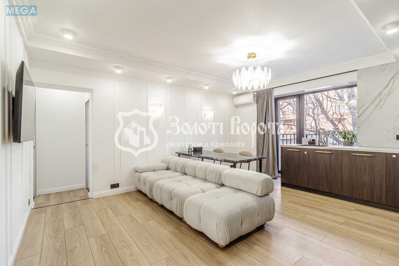 Продаж 3 кімнатної квартири (74,5/52/7), 3 пов. 9 пов. будинку, <a class="location-link" href="/kiev/" title="Недвижимость Київ">Київ</a>, <a class="location-link" href="/kiev/pecherskij/" title="Недвижимость Печерський район">Печерський р-н</a>, Велика Васильківська вул., 131 (изображение 2)