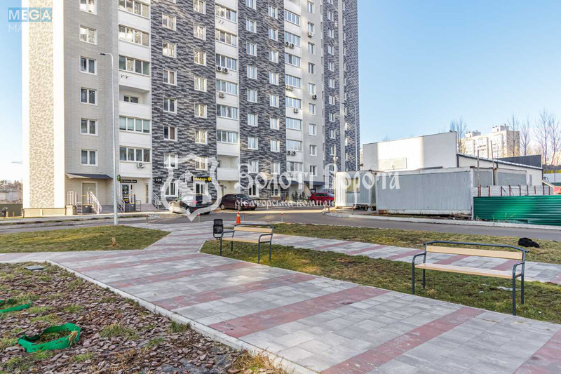 Продаж комерційної нерухомості, 70&nbsp;кв.м, под офис, <a class="location-link" href="/kiev/" title="Недвижимость Київ">Київ</a>, <a class="location-link" href="/kiev/obolonskij/" title="Недвижимость Оболонський район">Оболонський р-н</a>, Коноплянська вул., 22 (изображение 17)