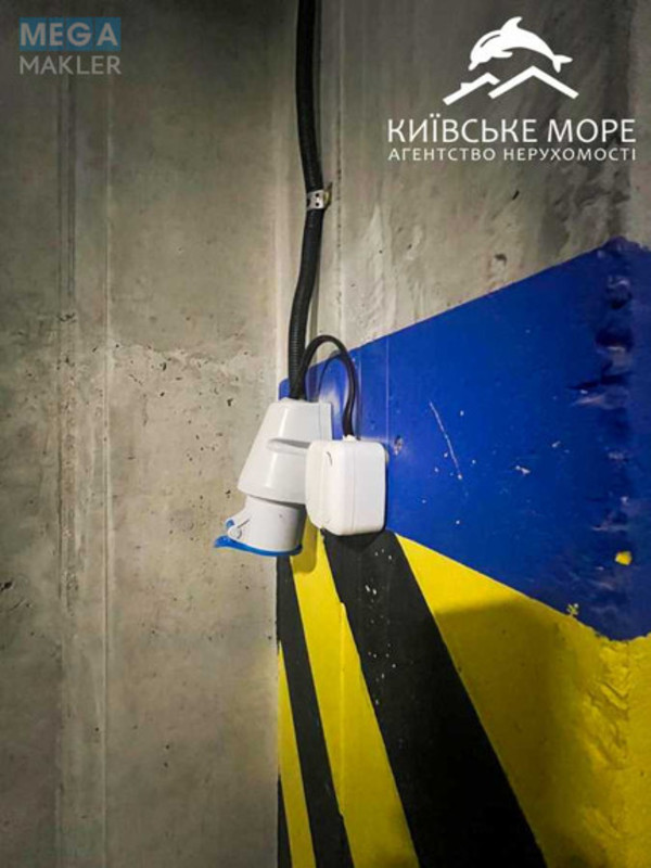 Оренда комерційної нерухомості, 15&nbsp;кв.м, <a class="location-link" href="/kiev/" title="Недвижимость Київ">Київ</a>, <a class="location-link" href="/kiev/dneprovskij/" title="Недвижимость Дніпровський район">Дніпровський р-н</a>, Воскресенська вул., 2А (изображение 5)