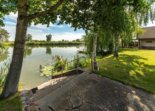 Продаж дома, 2&nbsp;поверху, 265&nbsp;кв.м, 5&nbsp;кімнат, ділянка 90&nbsp;соток, <a class="location-link" href="/procov/" title="Недвижимость Проців">Проців</a>, Дамба (изображение 6)