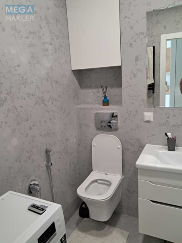 Оренда 2 кімнатної квартири, <a class="location-link" href="/lviv/" title="Недвижимость Львів">Львів</a>, <a class="location-link" href="/lviv/frankovskij/" title="Недвижимость Франківський район">Франківський р-н</a>, вул. Героїв Майдану, 5 (изображение 8)