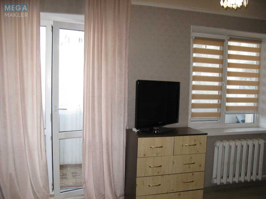 Оренда 2 кімнатної квартири, <a class="location-link" href="/kiev/" title="Недвижимость Київ">Київ</a>, <a class="location-link" href="/kiev/darnickij/" title="Недвижимость Дарницький район">Дарницький р-н</a>, Привокзальная ул. (изображение 4)