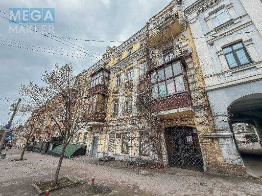 Продаж 2 кімнатної квартири (55/30/6), 3 пов. 4 пов. будинку, <a class="location-link" href="/kiev/" title="Недвижимость Київ">Київ</a>, <a class="location-link" href="/kiev/shevchenkovskij/" title="Недвижимость Шевченківський район">Шевченківський р-н</a>, Петлюри Симона вулиця, 8 (изображение 18)