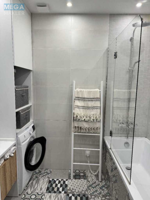 Продаж 2 кімнатної квартири (77/?/20), 4 пов. 25 пов. будинку, <a class="location-link" href="/kiev/" title="Недвижимость Київ">Київ</a>, <a class="location-link" href="/kiev/pecherskij/" title="Недвижимость Печерський район">Печерський р-н</a>, Ділова вул., 1/2 (изображение 9)