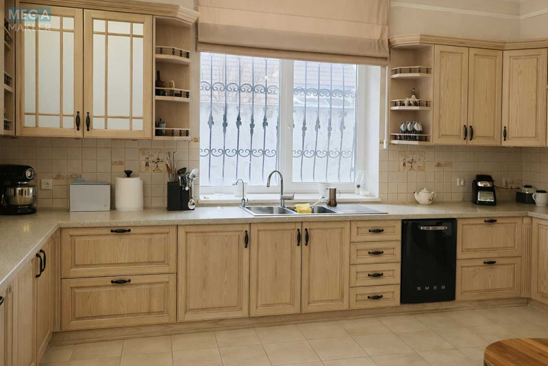 Продаж дома, 3&nbsp;поверху, 495&nbsp;кв.м, 6&nbsp;кімнат, ділянка 20&nbsp;соток, <a class="location-link" href="/bobrica-selo-kv/" title="Недвижимость Бобриця">Бобриця</a>, Шевченко (изображение 6)