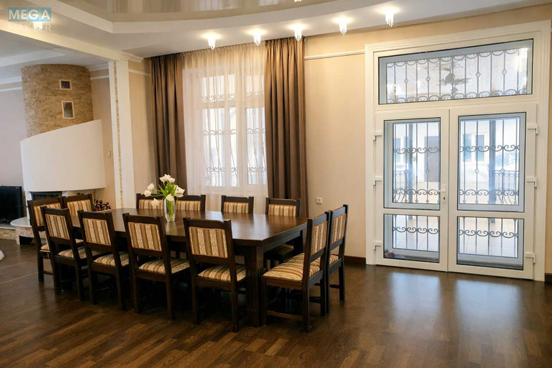 Продаж дома, 3&nbsp;поверху, 495&nbsp;кв.м, 6&nbsp;кімнат, ділянка 20&nbsp;соток, <a class="location-link" href="/bobrica-selo-kv/" title="Недвижимость Бобриця">Бобриця</a>, Шевченко (изображение 9)