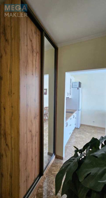 Оренда 1 кімнатної квартири, <a class="location-link" href="/kiev/" title="Недвижимость Київ">Київ</a>, <a class="location-link" href="/kiev/svyatoshinskij/" title="Недвижимость Святошинський район">Святошинський р-н</a>, Клавдіївська вул., 40в (изображение 11)