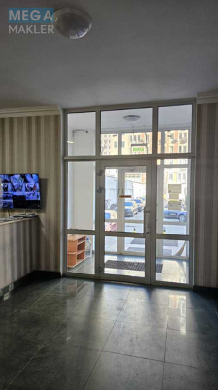 Оренда 1 кімнатної квартири, <a class="location-link" href="/kiev/" title="Недвижимость Київ">Київ</a>, <a class="location-link" href="/kiev/svyatoshinskij/" title="Недвижимость Святошинський район">Святошинський р-н</a>, Клавдіївська вул., 40в (изображение 23)