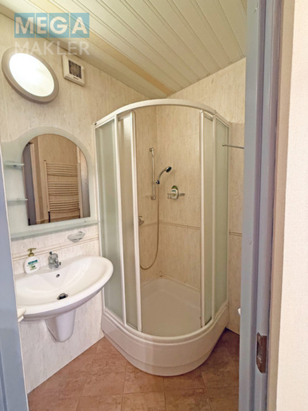 Продаж 6 кімнатної квартири (165/102/10,2), 14 пов. 16 пов. будинку, <a class="location-link" href="/kiev/" title="Недвижимость Київ">Київ</a>, <a class="location-link" href="/kiev/pecherskij/" title="Недвижимость Печерський район">Печерський р-н</a>, Верхогляда,2 ( <img src="https://megamakler.com.ua/metro/00ff00.gif" alt="" class="metro" /> м. Дружбы народов, 7 хвилин пішки ) (изображение 8)