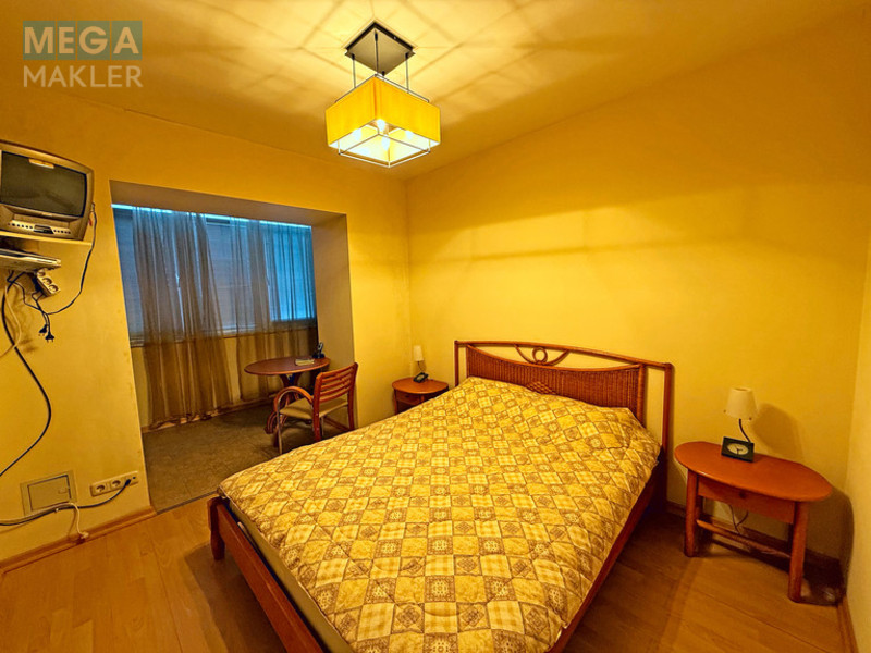 Продаж 6 кімнатної квартири (165/102/10,2), 14 пов. 16 пов. будинку, <a class="location-link" href="/kiev/" title="Недвижимость Київ">Київ</a>, <a class="location-link" href="/kiev/pecherskij/" title="Недвижимость Печерський район">Печерський р-н</a>, Верхогляда,2 ( <img src="https://megamakler.com.ua/metro/00ff00.gif" alt="" class="metro" /> м. Дружбы народов, 7 хвилин пішки ) (изображение 13)