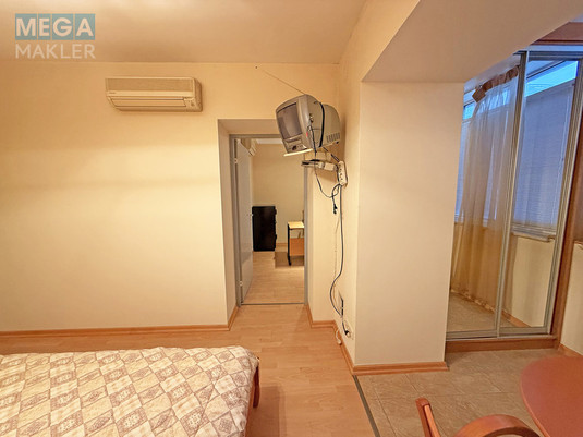 Продаж 6 кімнатної квартири (165/102/10,2), 14 пов. 16 пов. будинку, <a class="location-link" href="/kiev/" title="Недвижимость Київ">Київ</a>, <a class="location-link" href="/kiev/pecherskij/" title="Недвижимость Печерський район">Печерський р-н</a>, Верхогляда,2 ( <img src="https://megamakler.com.ua/metro/00ff00.gif" alt="" class="metro" /> м. Дружбы народов, 7 хвилин пішки ) (изображение 15)