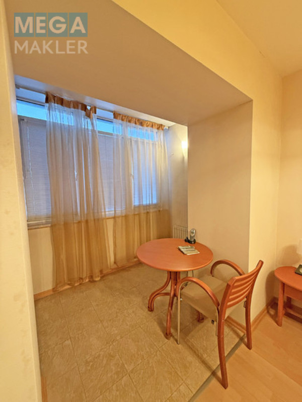 Продаж 6 кімнатної квартири (165/102/10,2), 14 пов. 16 пов. будинку, <a class="location-link" href="/kiev/" title="Недвижимость Київ">Київ</a>, <a class="location-link" href="/kiev/pecherskij/" title="Недвижимость Печерський район">Печерський р-н</a>, Верхогляда,2 ( <img src="https://megamakler.com.ua/metro/00ff00.gif" alt="" class="metro" /> м. Дружбы народов, 7 хвилин пішки ) (изображение 16)