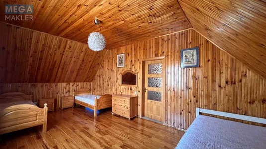 Продаж дома, 2&nbsp;поверху, 140&nbsp;кв.м, 5&nbsp;кімнат, ділянка 5&nbsp;соток, <a class="location-link" href="/lebedevka-selo-kv-vyshgorodskij-rajon/" title="Недвижимость Лебедівка">Лебедівка</a>, Київська Дамба (изображение 10)