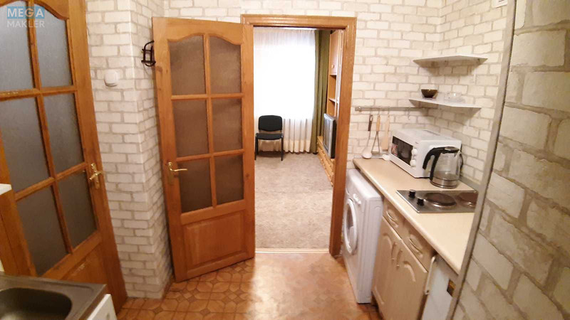 Оренда 1 кімнатної квартири, <a class="location-link" href="/kiev/" title="Недвижимость Київ">Київ</a>, <a class="location-link" href="/kiev/obolonskij/" title="Недвижимость Оболонський район">Оболонський р-н</a>, Автозаводская ул., 29 (изображение 16)