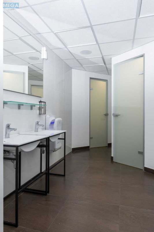 Оренда комерційної нерухомості, 10&nbsp;кв.м, под офис, <a class="location-link" href="/kiev/" title="Недвижимость Київ">Київ</a>, <a class="location-link" href="/kiev/dneprovskij/" title="Недвижимость Дніпровський район">Дніпровський р-н</a>, Евгения Сверстюка ул., 11ж (изображение 10)