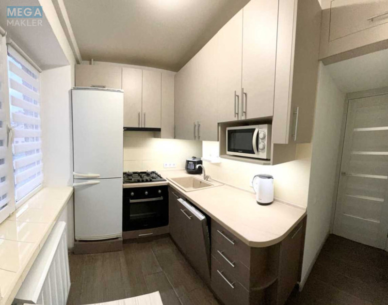 Оренда 2 кімнатної квартири, <a class="location-link" href="/kiev/" title="Недвижимость Київ">Київ</a>, <a class="location-link" href="/kiev/shevchenkovskij/" title="Недвижимость Шевченківський район">Шевченківський р-н</a>, Берестейский просп., 12 (изображение 6)