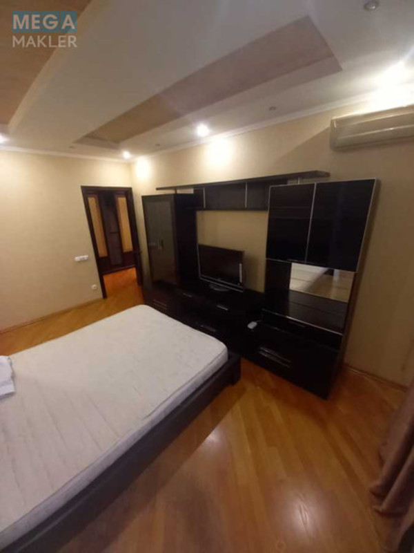 Оренда 2 кімнатної квартири, <a class="location-link" href="/kiev/" title="Недвижимость Київ">Київ</a>, <a class="location-link" href="/kiev/dneprovskij/" title="Недвижимость Дніпровський район">Дніпровський р-н</a>, Верховної Ради бульв., 14б (изображение 9)