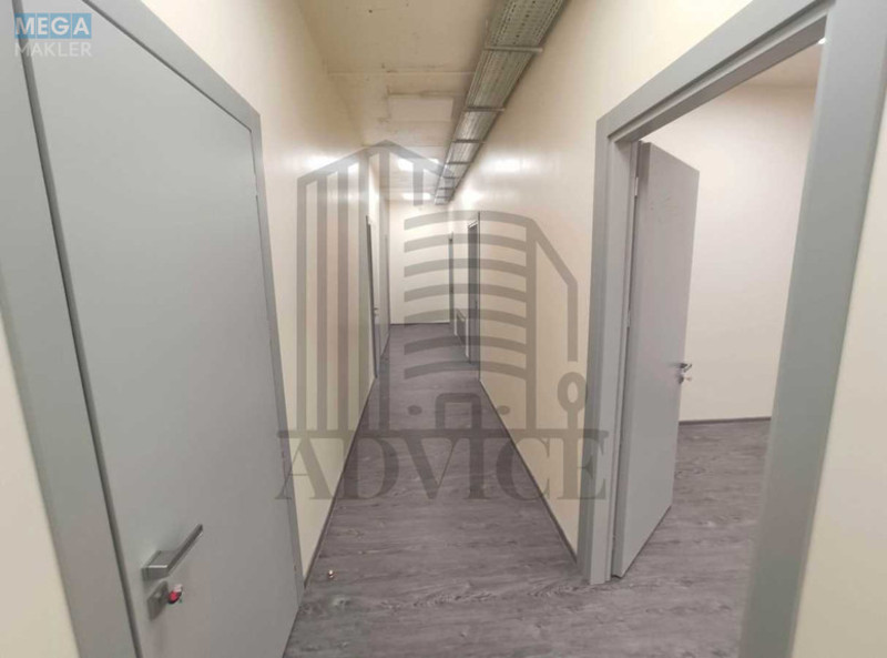 Оренда комерційної нерухомості, 30&nbsp;кв.м, под офис, <a class="location-link" href="/kiev/" title="Недвижимость Київ">Київ</a>, <a class="location-link" href="/kiev/darnickij/" title="Недвижимость Дарницький район">Дарницький р-н</a>, Харьковская пл. (изображение 4)