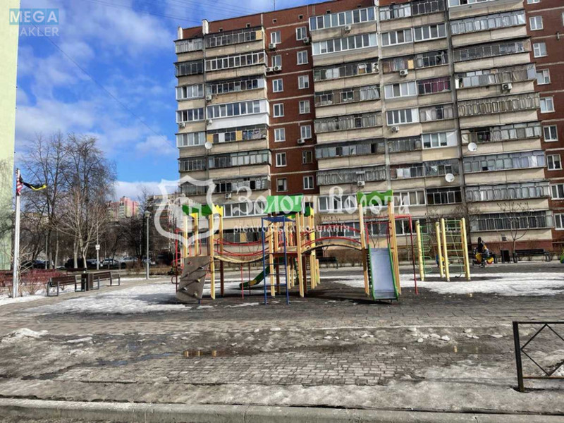 Продаж 3 кімнатної квартири (72/41/7,2), 1 пов. 9 пов. будинку, <a class="location-link" href="/brovary/" title="Недвижимость Бровари">Бровари</a>, Чорних Запорожців вул., 56а (изображение 10)