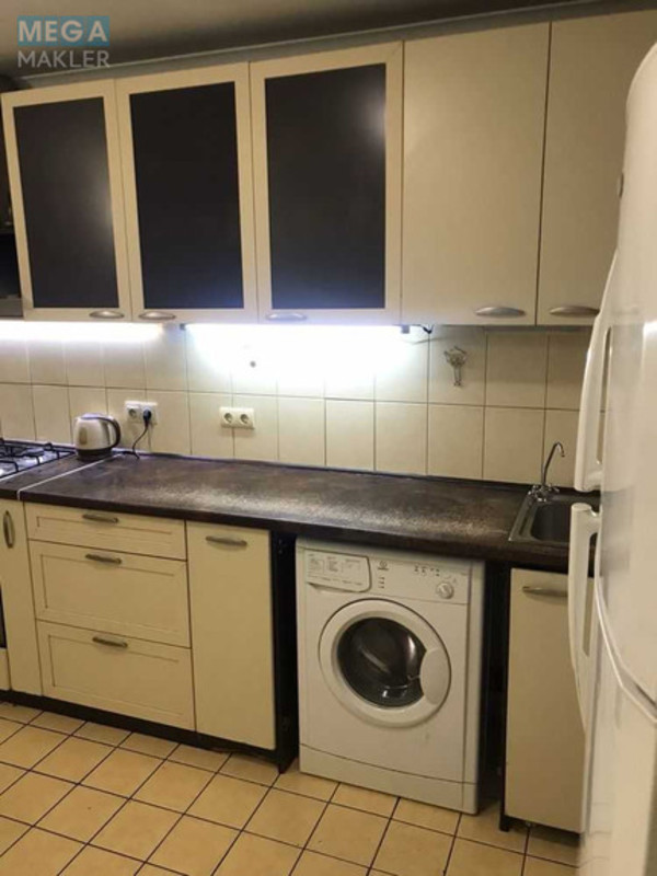 Оренда 3 кімнатної квартири, <a class="location-link" href="/kiev/" title="Недвижимость Київ">Київ</a>, <a class="location-link" href="/kiev/goloseevskij/" title="Недвижимость Голосіївський район">Голосіївський р-н</a>, Михайла Ломоносова вул., 34/1А (изображение 3)