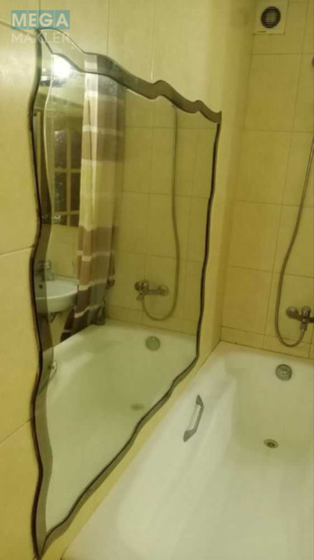 Оренда 3 кімнатної квартири, <a class="location-link" href="/kiev/" title="Недвижимость Київ">Київ</a>, <a class="location-link" href="/kiev/goloseevskij/" title="Недвижимость Голосіївський район">Голосіївський р-н</a>, Михайла Ломоносова вул., 34/1А (изображение 16)