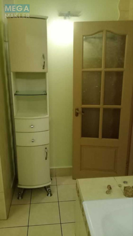 Оренда 3 кімнатної квартири, <a class="location-link" href="/kiev/" title="Недвижимость Київ">Київ</a>, <a class="location-link" href="/kiev/goloseevskij/" title="Недвижимость Голосіївський район">Голосіївський р-н</a>, Михайла Ломоносова вул., 34/1А (изображение 17)