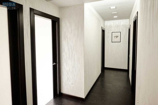 Оренда 4 кімнатні квартири, <a class="location-link" href="/kiev/" title="Недвижимость Київ">Київ</a>, <a class="location-link" href="/kiev/podolskij/" title="Недвижимость Подільський район">Подільський р-н</a>, Щекавицька вул. (изображение 12)