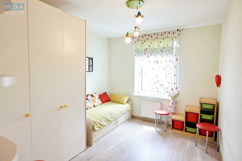 Оренда 4 кімнатні квартири, <a class="location-link" href="/kiev/" title="Недвижимость Київ">Київ</a>, <a class="location-link" href="/kiev/podolskij/" title="Недвижимость Подільський район">Подільський р-н</a>, Щекавицька вул. (изображение 13)