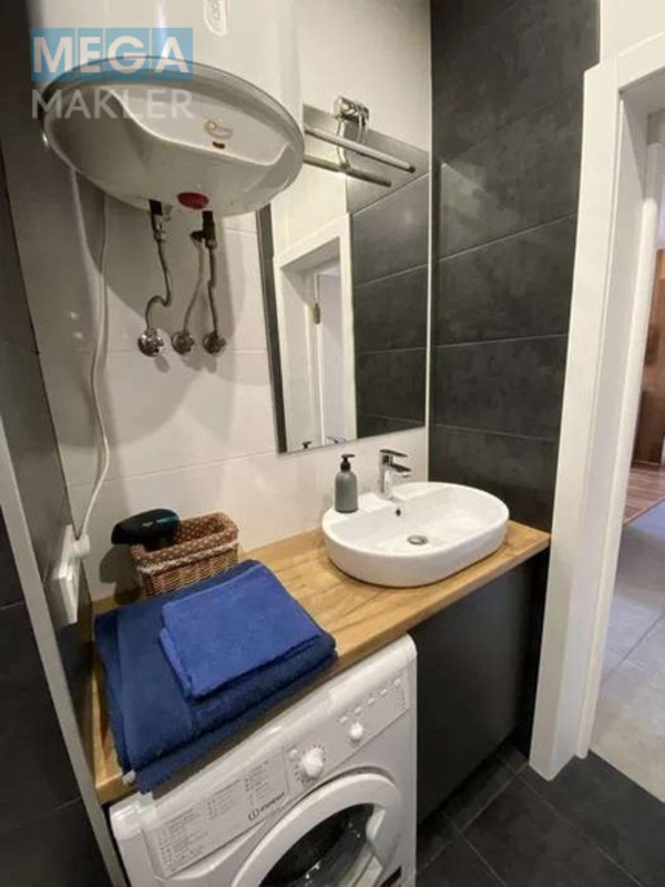 Оренда 1 кімнатної квартири, люкс, <a class="location-link" href="/kiev/" title="Недвижимость Київ">Київ</a>, <a class="location-link" href="/kiev/dneprovskij/" title="Недвижимость Дніпровський район">Дніпровський р-н</a>, вул. Березнева 14б, ЖК Комфорт Таун ( <img src="https://megamakler.com.ua/metro/ff0000.gif" alt="" class="metro" /> м. Левобережная, 20 хв. ) (изображение 8)