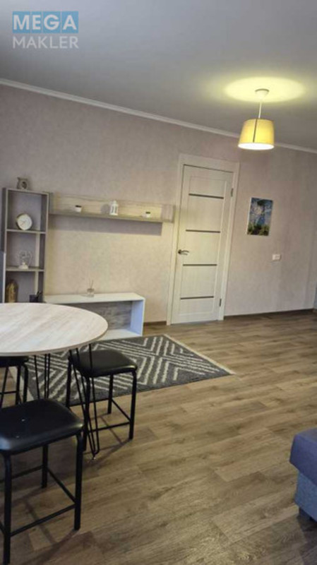 Оренда 2 кімнатної квартири, <a class="location-link" href="/kiev/" title="Недвижимость Київ">Київ</a>, <a class="location-link" href="/kiev/shevchenkovskij/" title="Недвижимость Шевченківський район">Шевченківський р-н</a>, Ольжича ул., 17 (изображение 4)