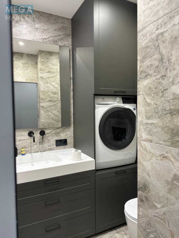 Оренда 2 кімнатної квартири, <a class="location-link" href="/kiev/" title="Недвижимость Київ">Київ</a>, <a class="location-link" href="/kiev/svyatoshinskij/" title="Недвижимость Святошинський район">Святошинський р-н</a>, 11-я Садовая ул. (изображение 9)