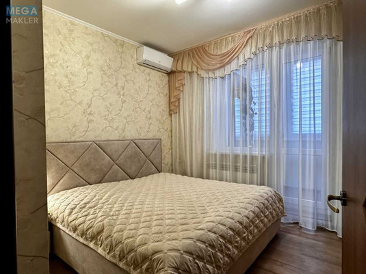 Продаж 3 кімнатної квартири (72/42/7), 2 пов. 10 пов. будинку, <a class="location-link" href="/kiev/" title="Недвижимость Київ">Київ</a>, <a class="location-link" href="/kiev/desnyanskij/" title="Недвижимость Деснянський район">Деснянський р-н</a>, Марины Цветаевой ул. (изображение 5)