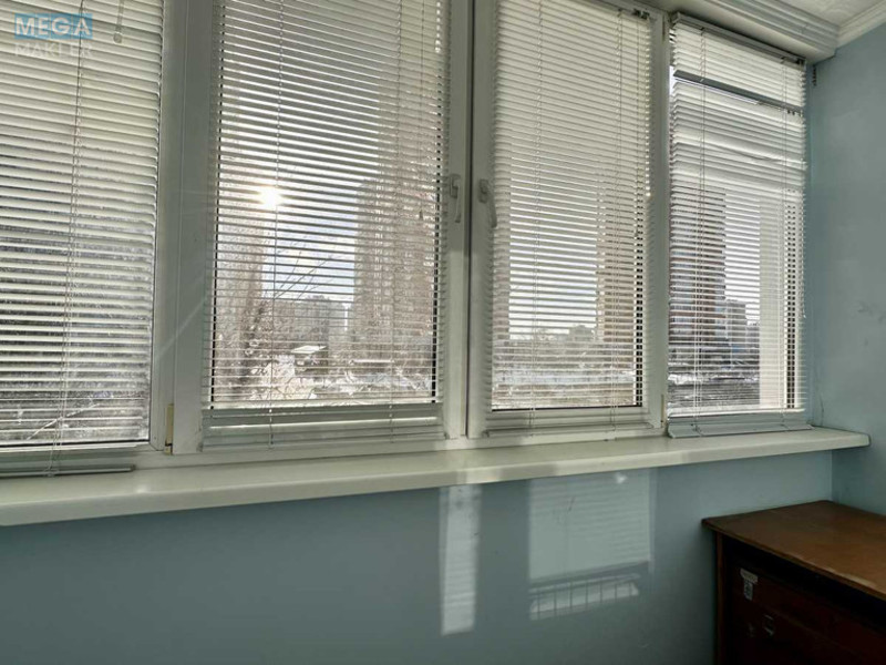 Продаж 3 кімнатної квартири (72/42/7), 2 пов. 10 пов. будинку, <a class="location-link" href="/kiev/" title="Недвижимость Київ">Київ</a>, <a class="location-link" href="/kiev/desnyanskij/" title="Недвижимость Деснянський район">Деснянський р-н</a>, Марины Цветаевой ул. (изображение 16)