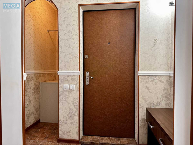 Продаж 3 кімнатної квартири (72/42/7), 2 пов. 10 пов. будинку, <a class="location-link" href="/kiev/" title="Недвижимость Київ">Київ</a>, <a class="location-link" href="/kiev/desnyanskij/" title="Недвижимость Деснянський район">Деснянський р-н</a>, Марины Цветаевой ул. (изображение 18)