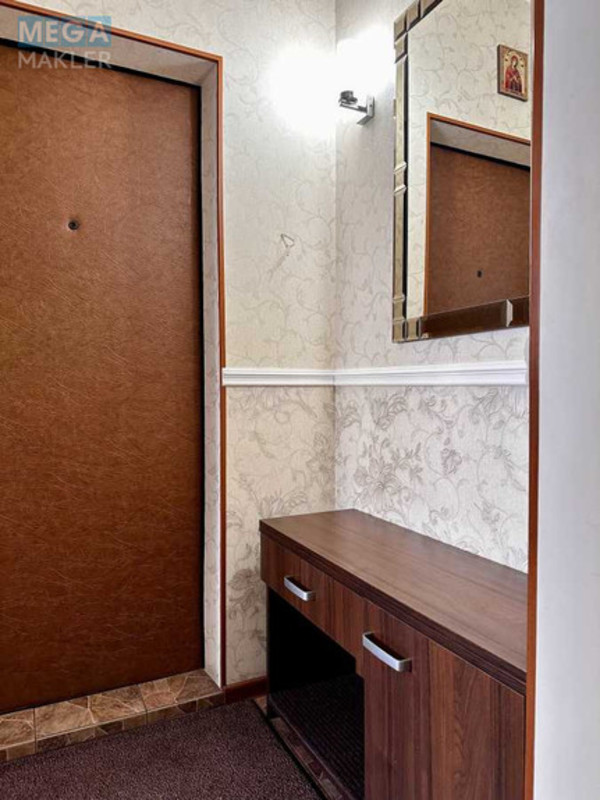 Продаж 3 кімнатної квартири (72/42/7), 2 пов. 10 пов. будинку, <a class="location-link" href="/kiev/" title="Недвижимость Київ">Київ</a>, <a class="location-link" href="/kiev/desnyanskij/" title="Недвижимость Деснянський район">Деснянський р-н</a>, Марины Цветаевой ул. (изображение 19)